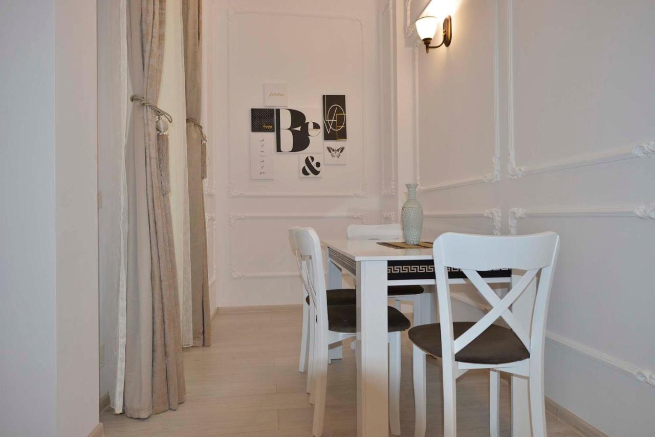Amadeus Apartahotel Bucarest
